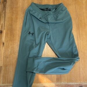 Men’s Medium Under armor green joggers